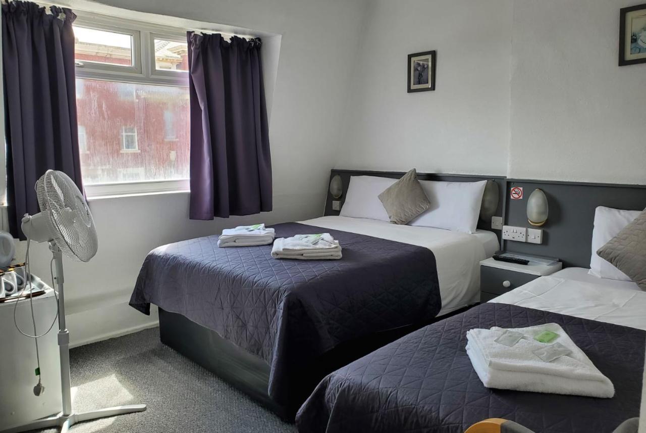Brooklyn Hotel Blackpool Buitenkant foto